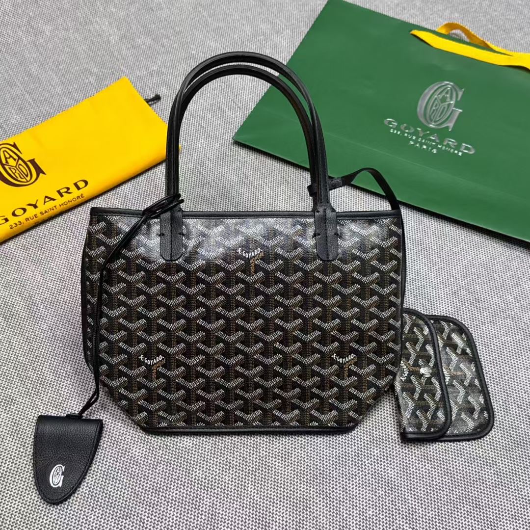 **do** กระเป๋า Goyard Anjou Mini Bag ใช้ได้ 2 ด้าน มีกระเป๋าเงินใบเล็ก สินค้าใหม่ ของแท้ มี 2 สี ดำและเทา