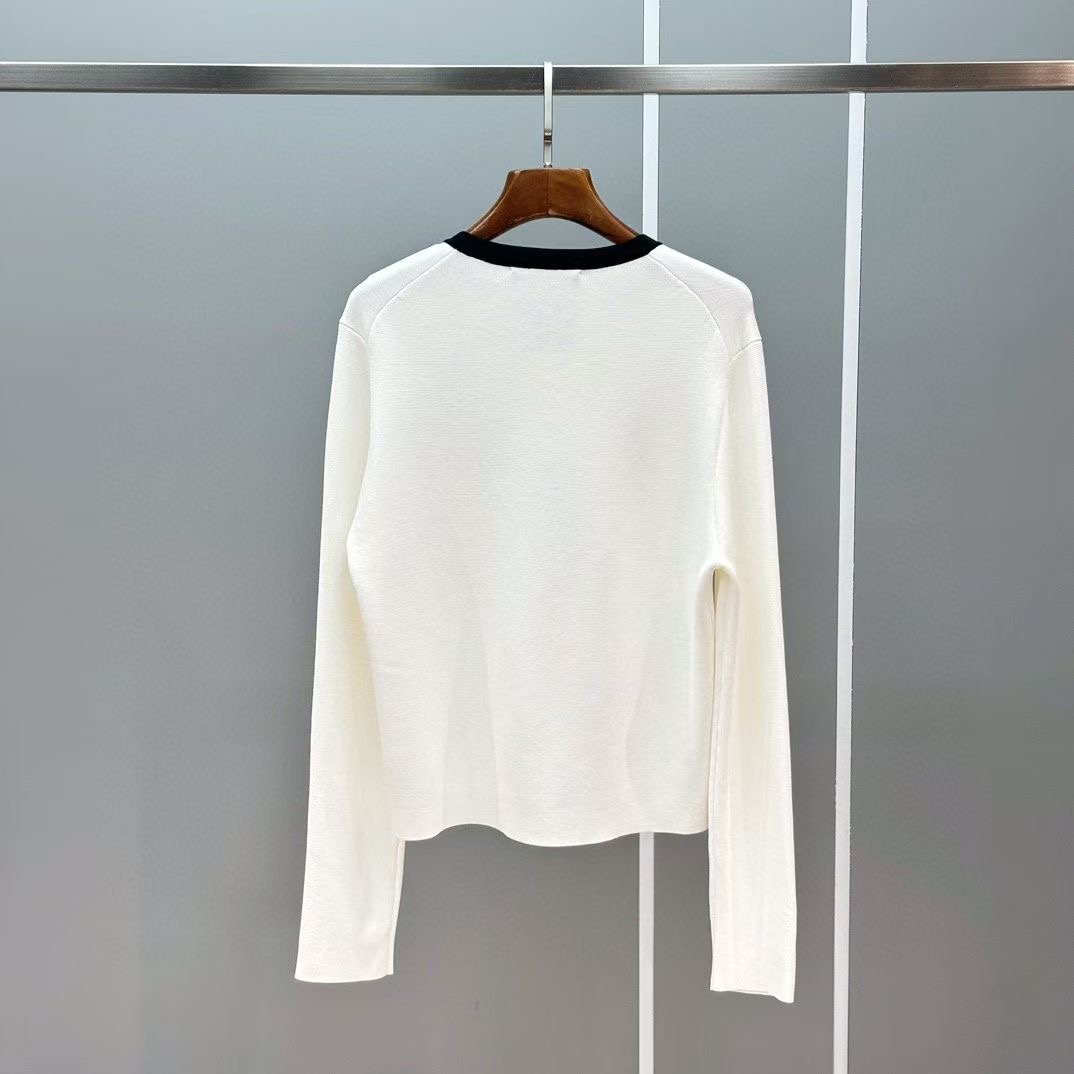 **do** เสื้อคาดิแกน Max Mara มี 2 สีให้เลือก สินค้าใหม่ ของแท้