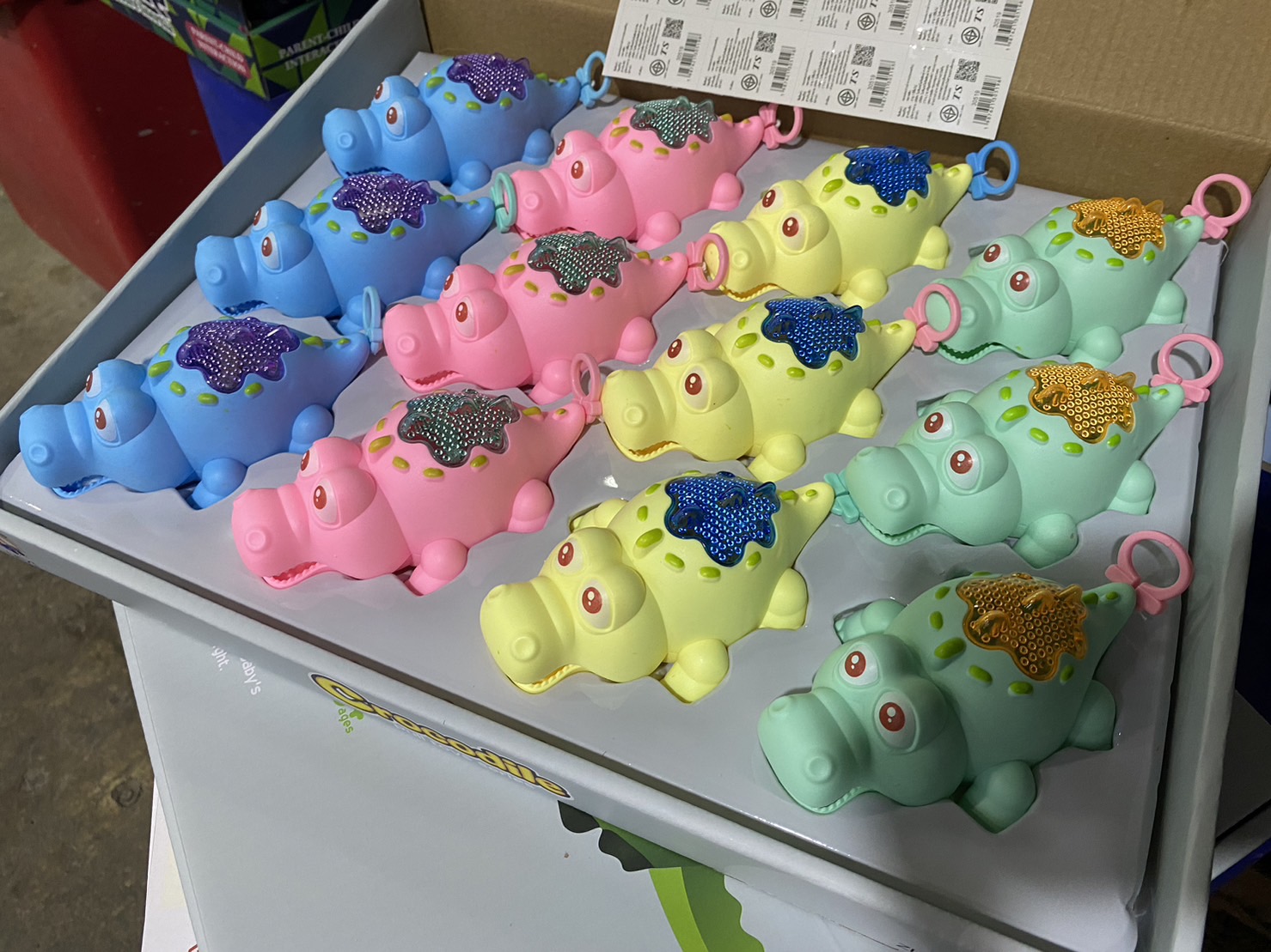 TS30519 ของเล่นเด็กเล็กจระเข้เล่นมือ จระเข้ไขลาน ปลีกยกกล่อง