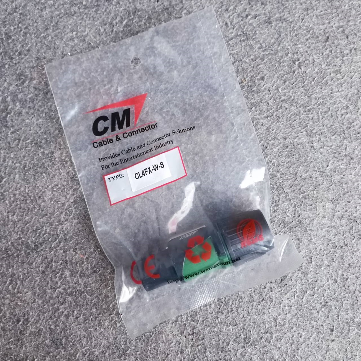 ปลั๊ก SPEAKON CM CL4FX-W-S สเปคคอน แจ็คสเปคคอน สเปคคอนตู้ลำโพง เอ-ไพศาล