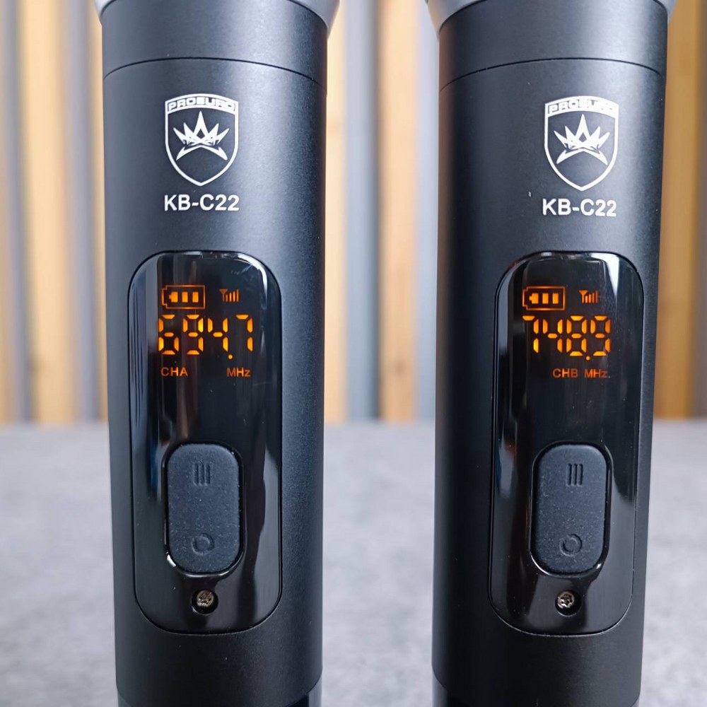 PROEUROTECH KB-C22 PARTY ไมค์ลอยคู่ **แบบมือถือ** (ปรับความถี่ได้) ไมค์ ใช้ถ่านAA ไมค์ลอยพกพา PROEURO TECH KB C22-PARTY KBC22PARTY เอไอ-ไพศาล