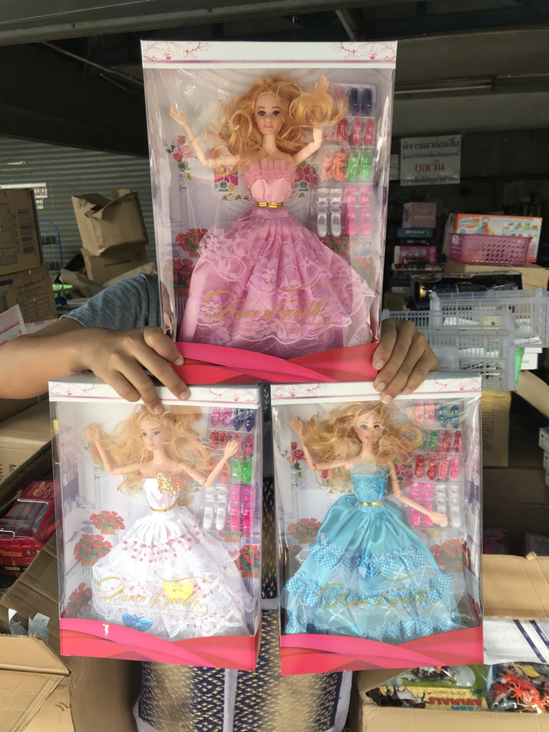 S60696 ตุ๊กตาชุดราตรีพร้อมรองเท้า กล่องละ