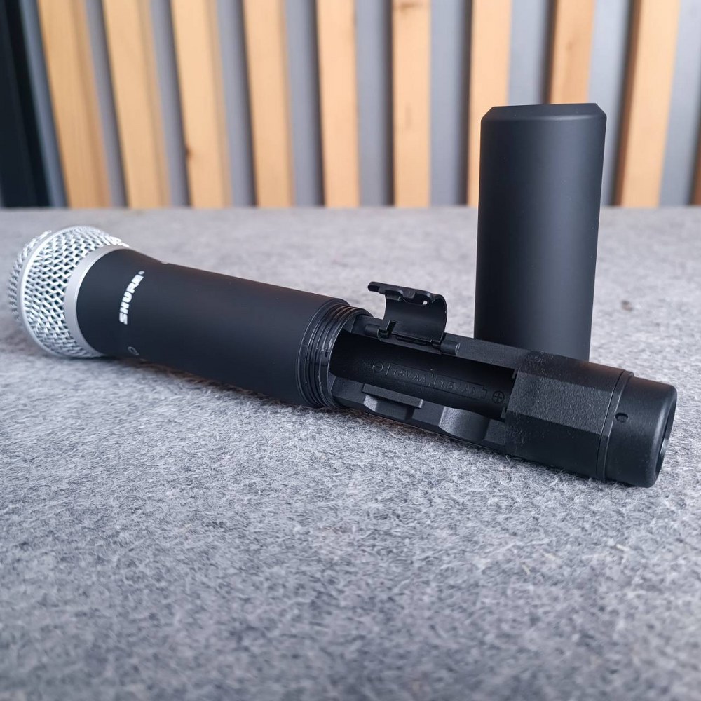 SHURE SVX24TH/PG58 Q12 ไมค์ลอยถือ ชุดไมค์ลอยมือถือเดี่ยว ย่าน UHF SVX 24 TH / PG 58 Q 12 SVX24TH/PG58 เอไอ-ไพศาล +++