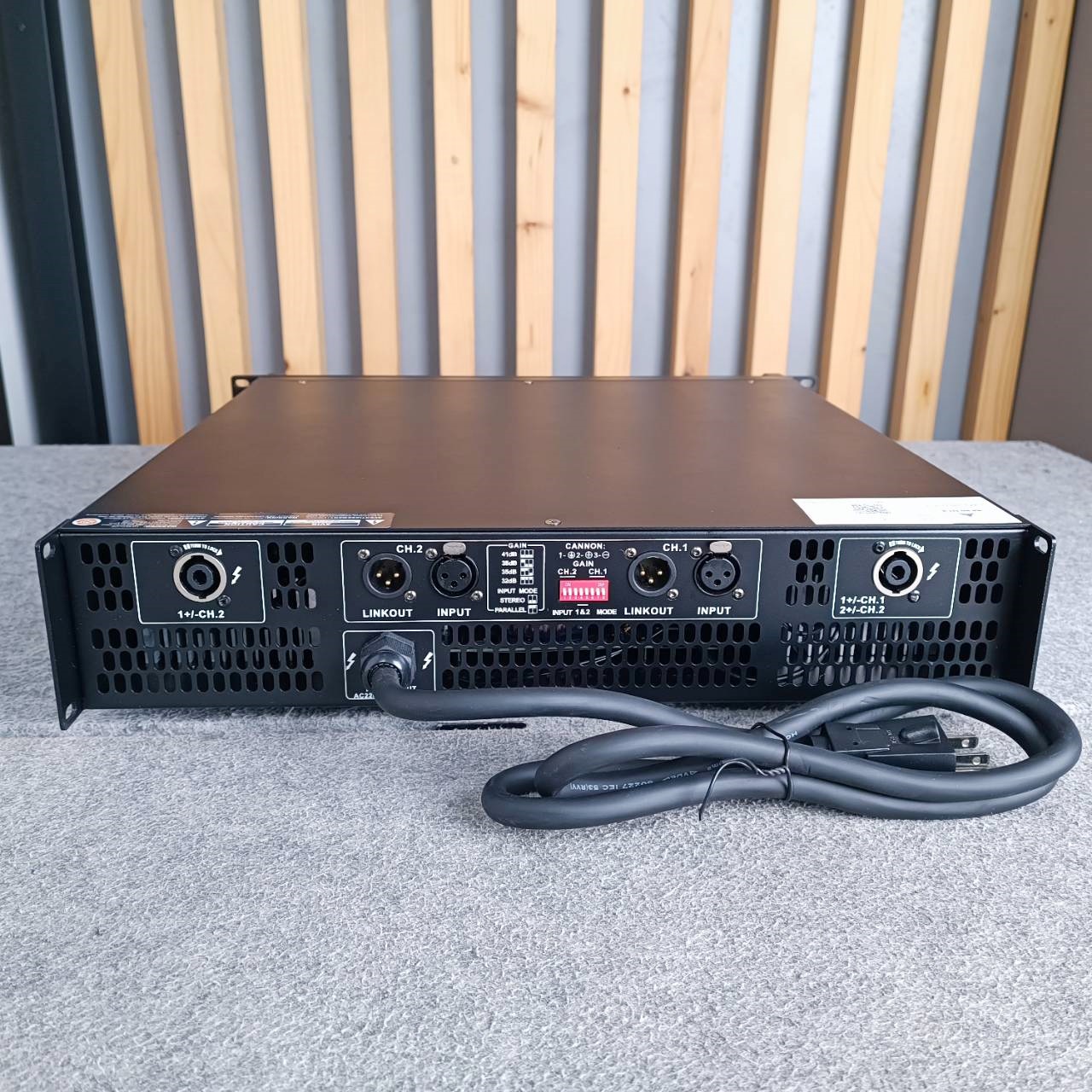 MICROTECH GM2-28000TD POWERAMP เพาเวอร์ แอมป์ ไมโครเทค รุ่น GM2 28000TD คลาส TD GM228000TD เอไอ-ไพศาล