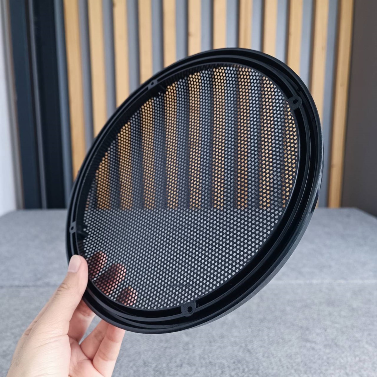 เหล็ก หน้ากากเหล็ก 8นิ้ว ขอบพลาสติก หน้ากาก ลำโพง หน้ากากลำโพง ฝาครอบลำโพง แบบเหล็ก เอไอ-ไพศาล