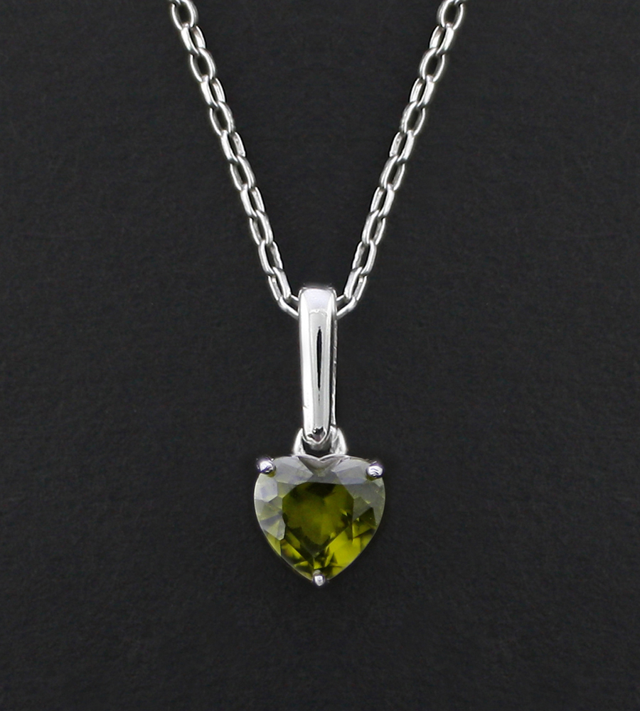 จี้หัวใจ จี้พลอย Cubic Zirnonia ตัวเรือนทำจากเงินแท้ (Sterling Silver)