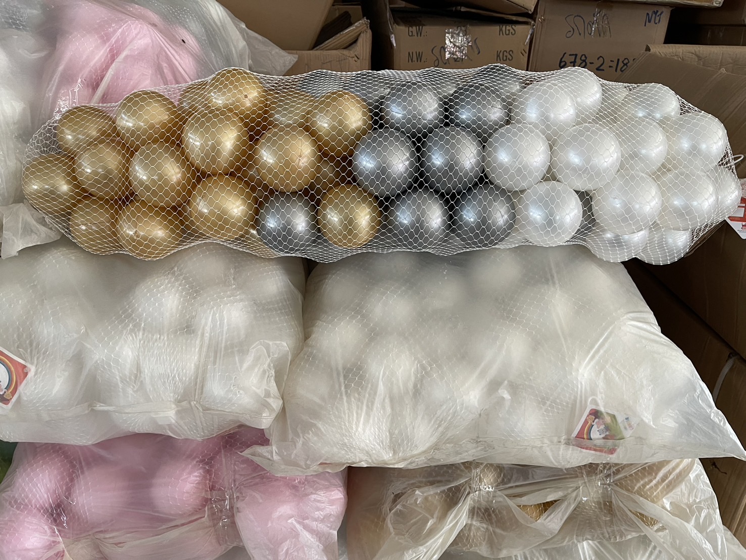 WD-666 ลูกบอลสี 100 ลูก บอลสีมุขเด็กพลาสติกคุณภาพ บอลถุงตาข่าย ปลีกถุงละ (ของหมด)