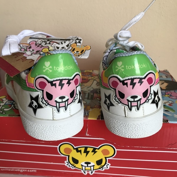 Tokidoki Lawnship - White / Apple Green (Show Case) เก่าเก็บ