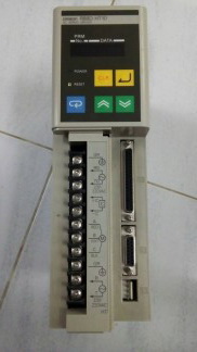 R88D-HT10 SERVO DRIVE "OMRON"