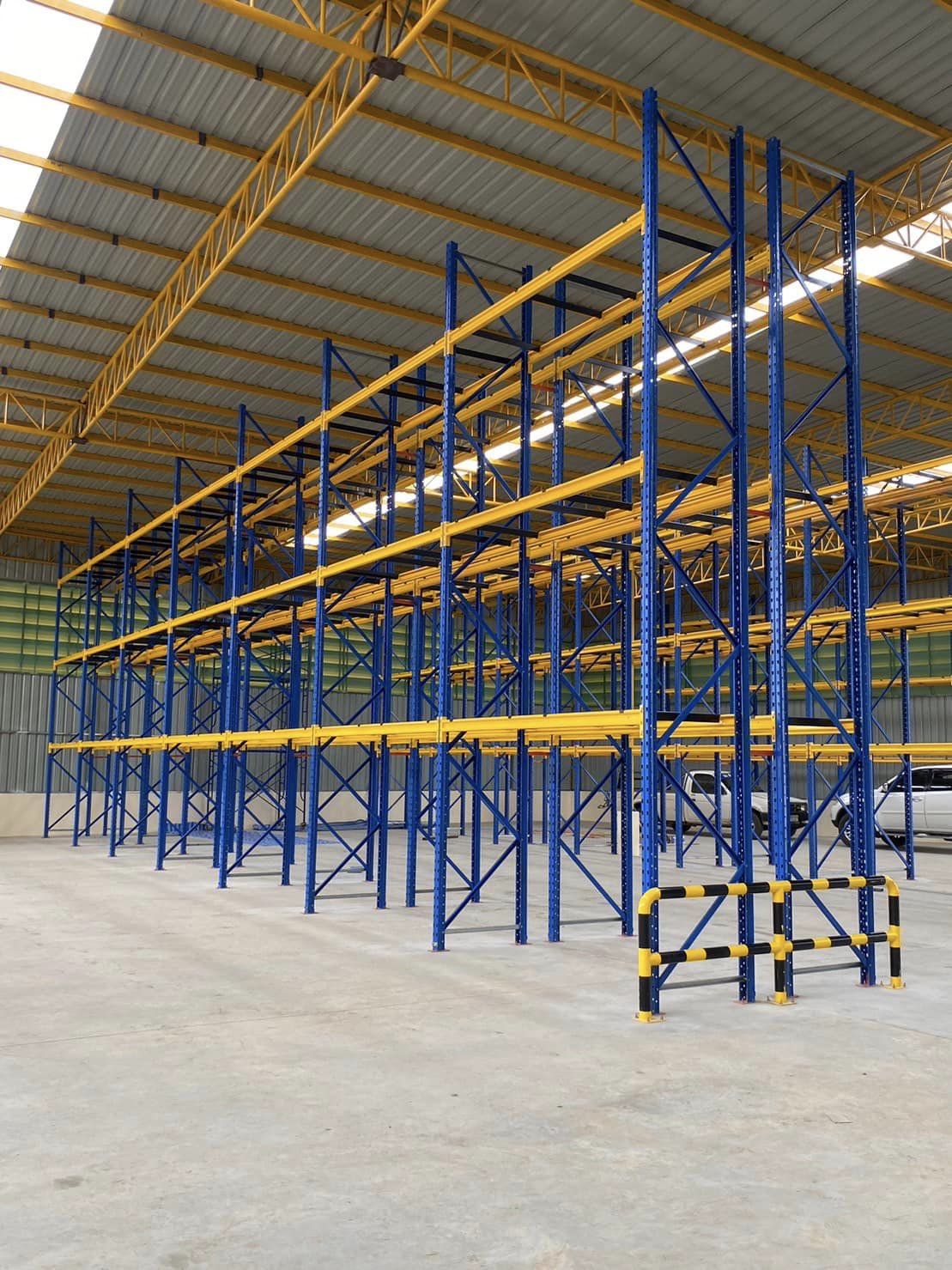 ชั้นเก็บสินค้าในคลังสินค้ามือสองสูง5.0เมตร