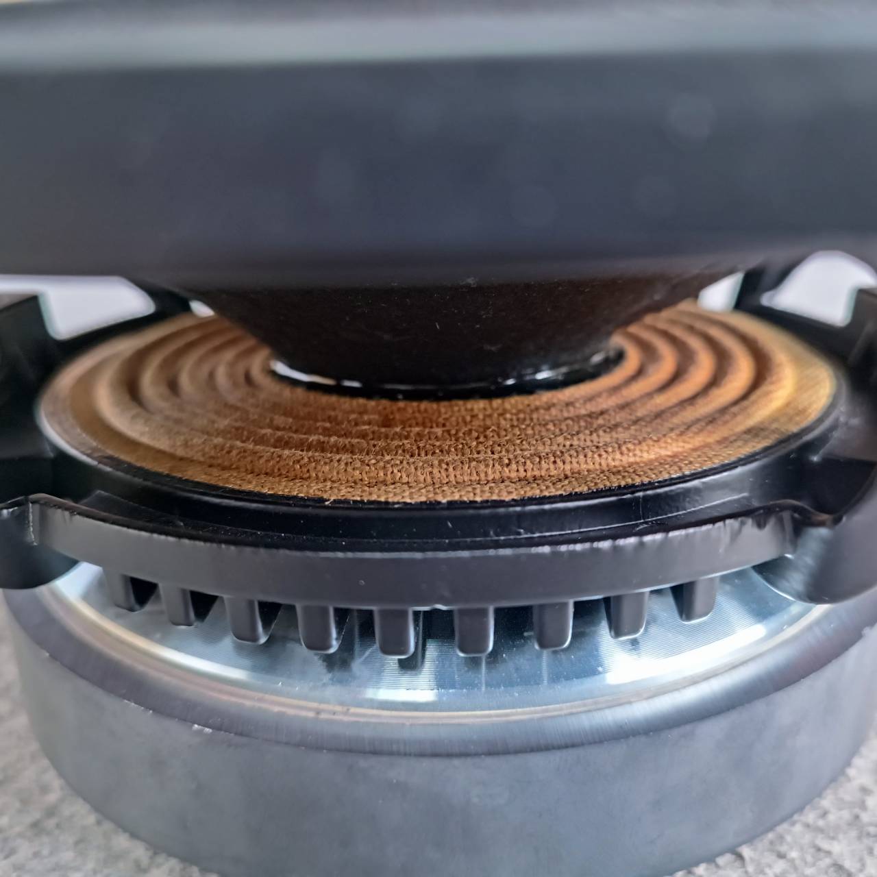 สินค้าเสียหายจากการขนส่ง KANE ชนะเลิศ ลำโพง8" โครงหล่อ วอยซ์เบียด,โครงแตก ดอก ลำโพง KA NE ลำโพง8นิ้ว คาเนะ เอไอ-ไพศาล