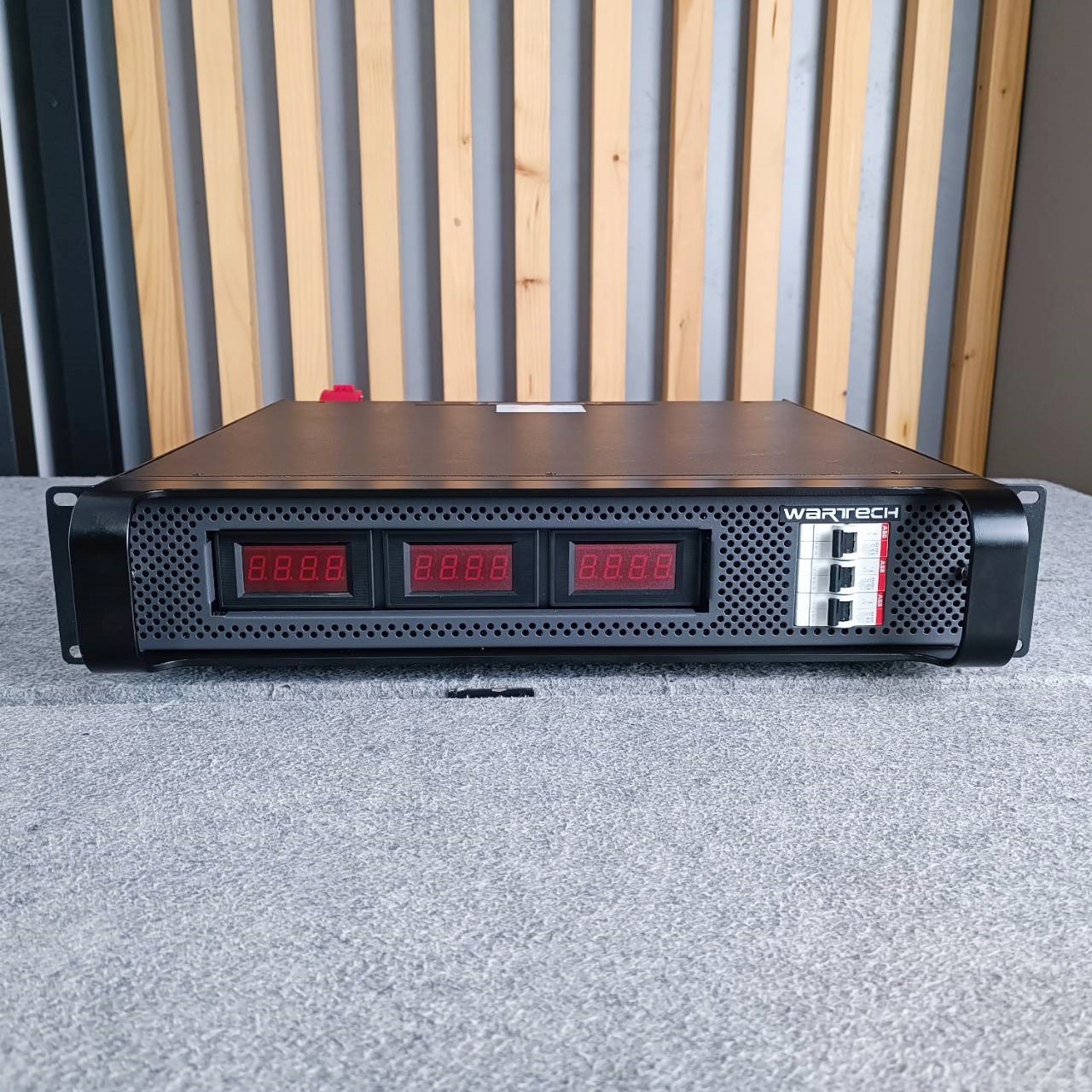 WARTECH LOAD CYBER เมนปลั๊กคอนโทรล LOAD CENTER Main Plug Control 32A 3P เอไอ-ไพศาล