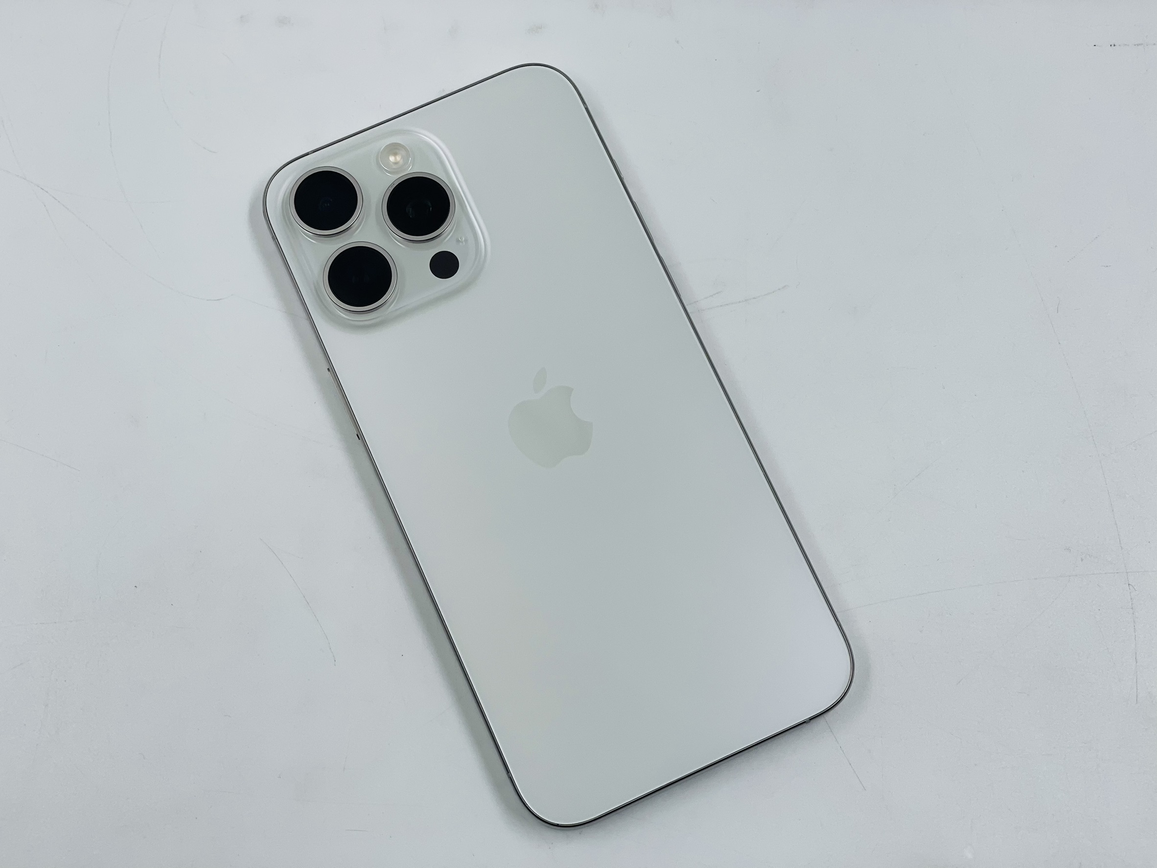 🤍 iPhone 15 Pro Max 256GB White Titanium 🤍 😶🌫️ i15PM❕️เครื่องเดิมๆ❕️#ศูนย์แท้ ราคาคุ้ม 👀