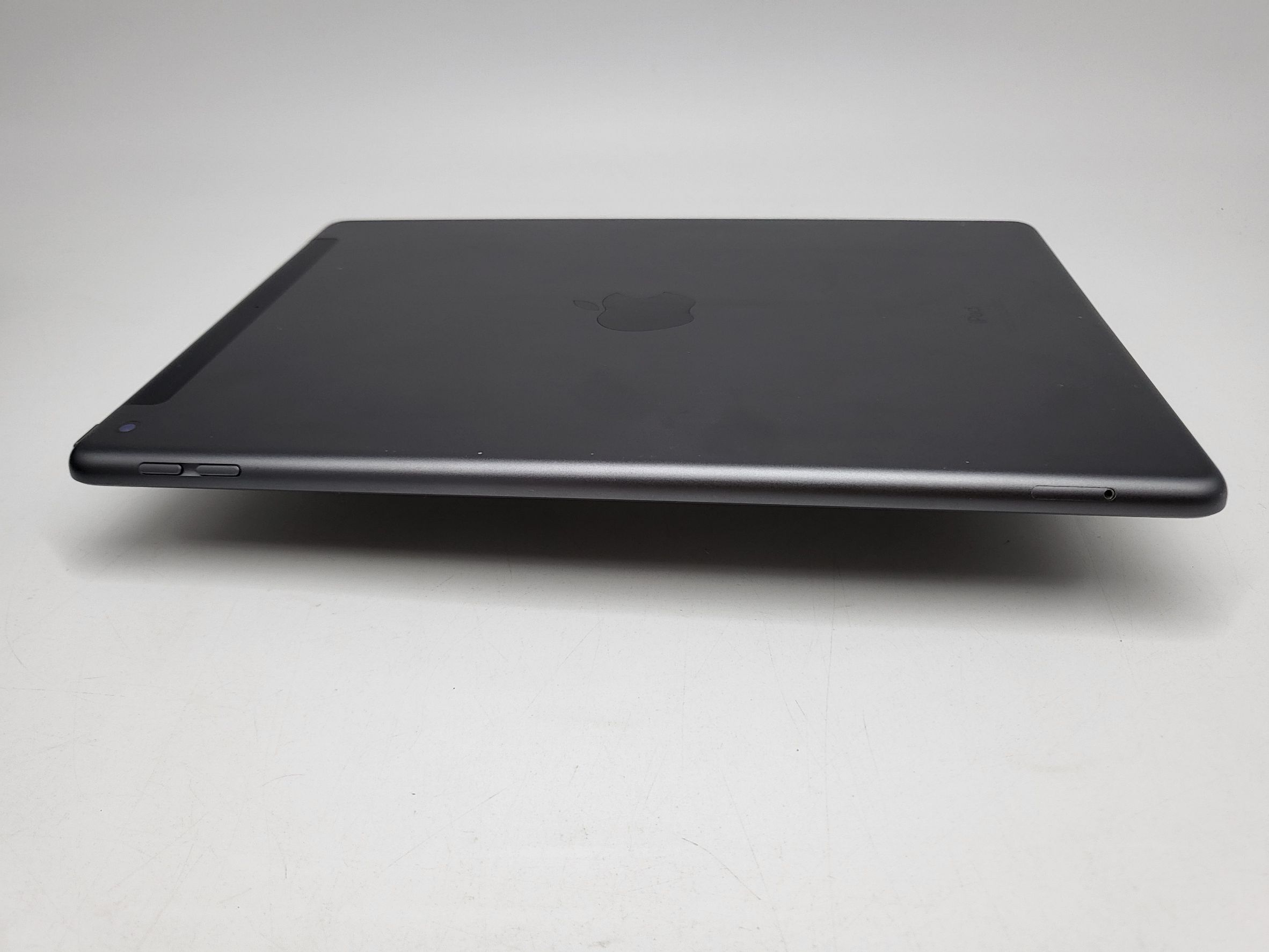 9️⃣ iPad 9th 64GB Space Gray Wi-Fi+Cellular 9️⃣ ใส่ซิมได้ ราคาสุดคุ้ม