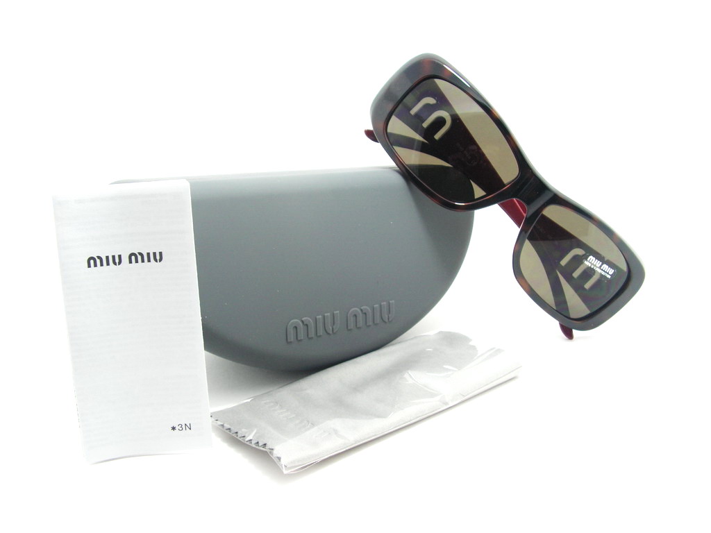 หมดแล้วค่ะ+++แว่นกันแดด MIU MIU สวยและเก๋มากมากค่ะ ของแท้100%และถูกสุดๆ ส่งตรงจากUS.ค่ะ
