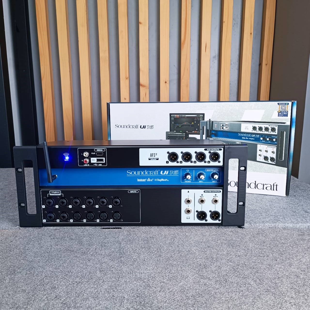 สินค้าตัวโชว์เครื่องใหม่ ของแท้ ไม่มีประกัน SOUNDCRAFT UI-16 Digital Mixer มิกเซอร์ มิกดิจิตอล ui16 เครื่องปรับแต่งเสียง MIX ตัวปรับแต่งเสียง เครื่องเสียง เอไอ-ไพศาล