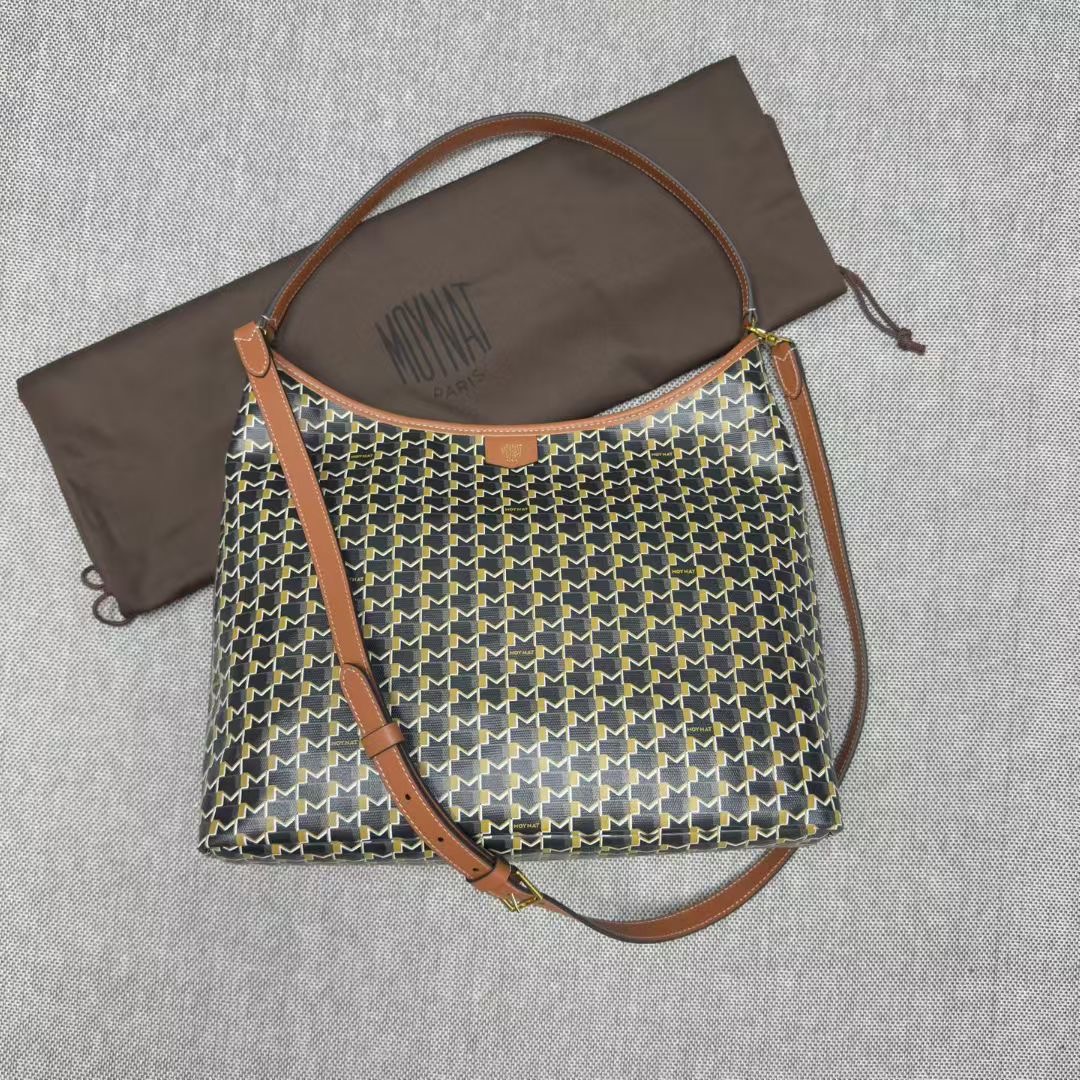 กระเป๋าแคนวาส Moynat Hobo Bag the House’s signature monogram canvas สินค้าใหม่ ของแท้