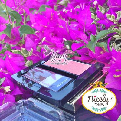 อาร์ทิสทรี ซิกเนเจอร์ คัลเลอร์ บลัช เม็ดสีอณูขนาดเล็กและไข่มุกช่วยให้สีสันบนพวงแก้มดูดีขึ้นมาใหม่ 6 สีค่ะ