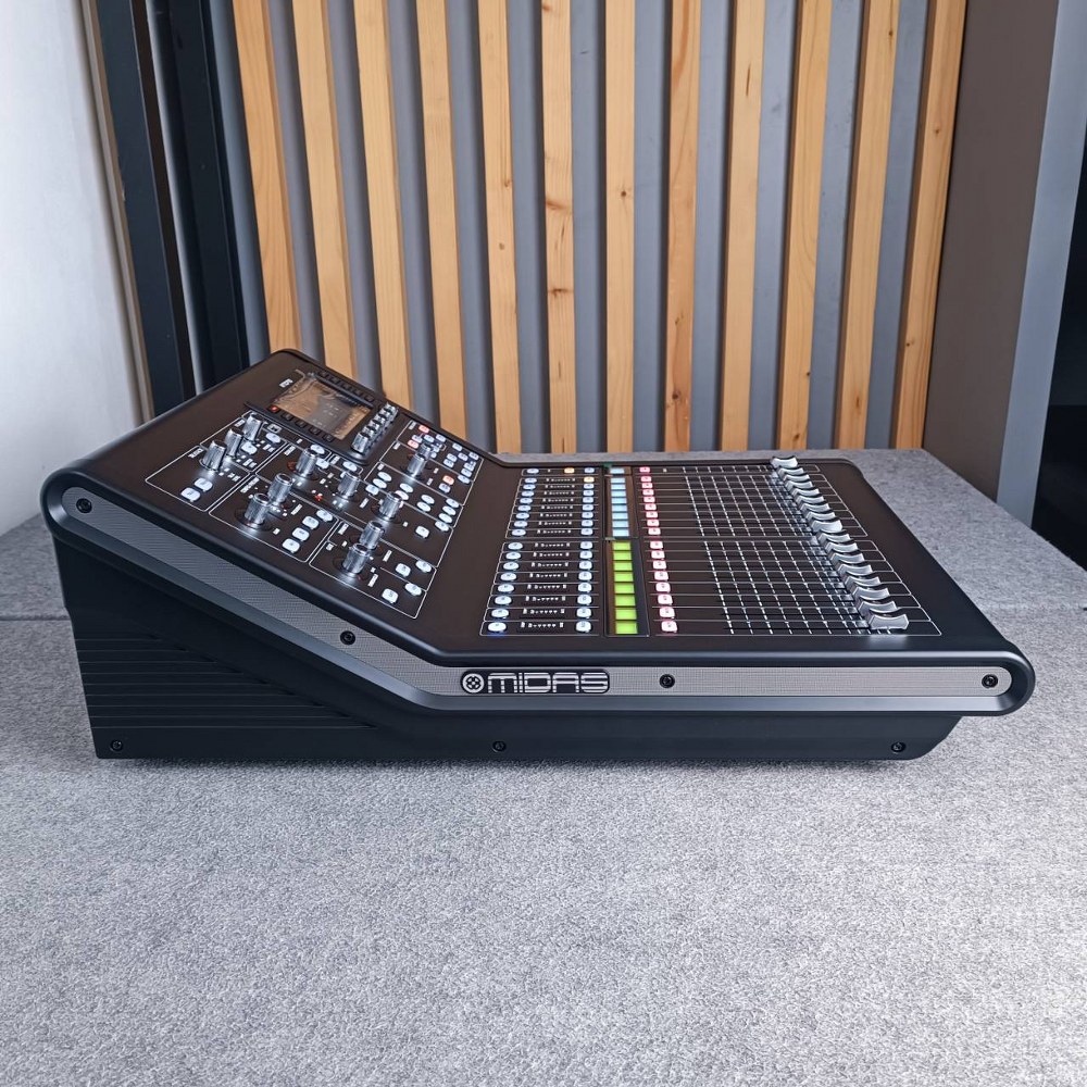 MIDAS M-32R LIVE Digital MIXER เครื่องผสมสัญญาณเสียง ดิจิตอล 40 ชาแนล +++ M32R M 32R เอไอ-ไพศาล