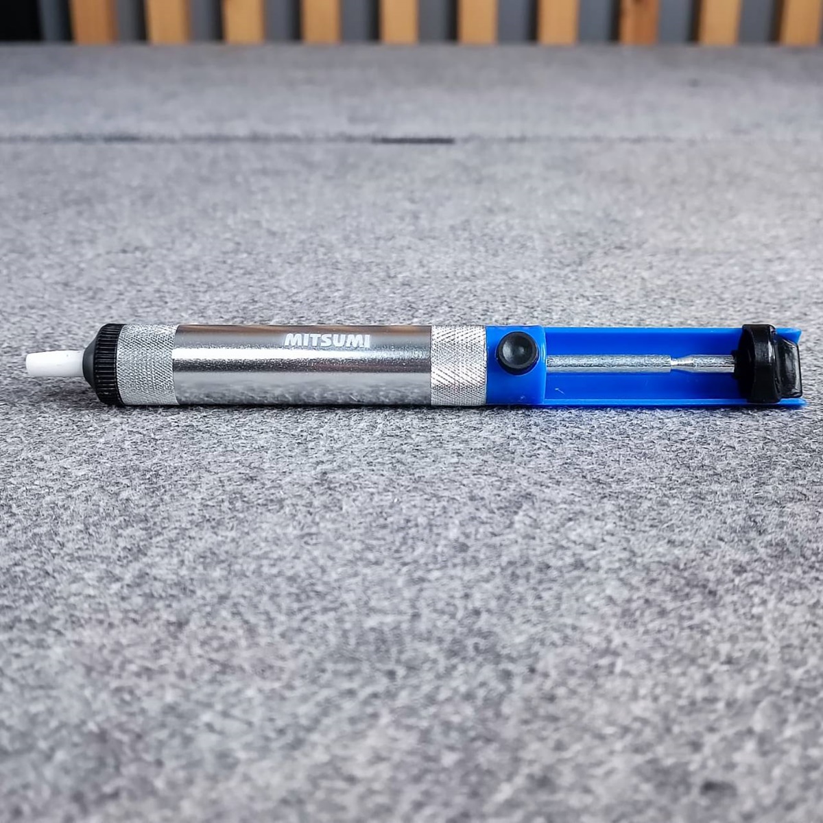 MITSUMI ที่ดูดตะกั่วเล็ก DS02 (Pump Desoldering) สำหรับดูดตะกั่วหลอมเหลว ตัวเล็ก รุ่น DS-02 DS 02 ที่ดูดตะกั่ว แบบด้ามจับ เอไอ-ไพศาล