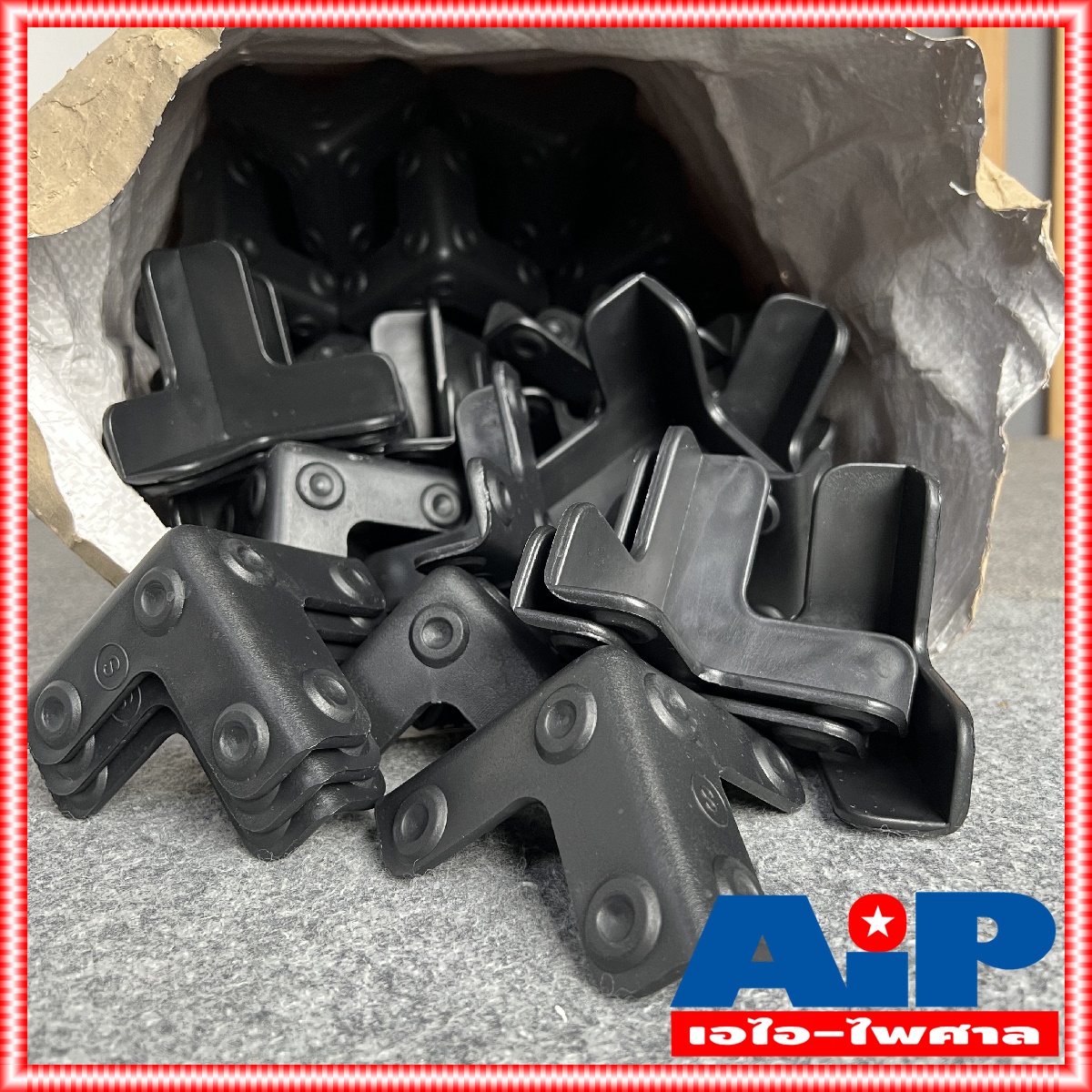 แพ็ค400อัน มุมตู้ลำโพงสามเหลี่ยมใหญ่ แบบหนา (S) มุมตู้ ลำโพง มุมตู้ทรงสามเหลี่ยม พลาสติก เอไอ-ไพศาล