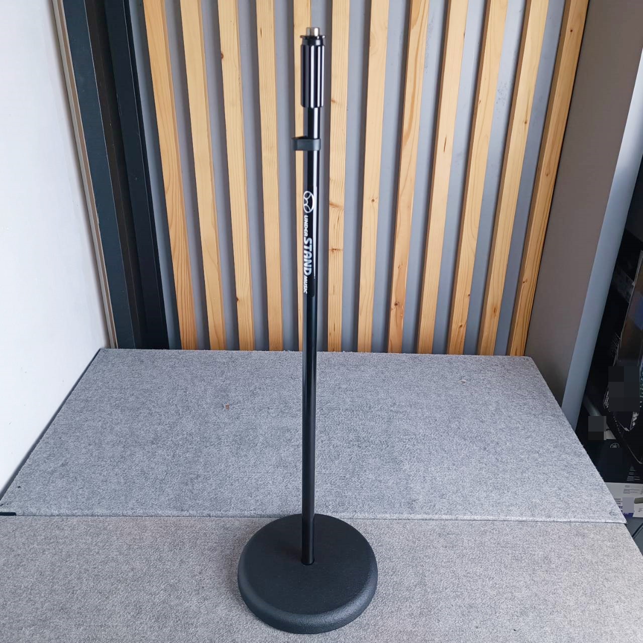 SUPERLUX (W&H) MS-100 ขาตั้งไมค์ตั้งพื้นตรงฐานกลม ขาไมค์ MS100 ขาไมค์แบบตรง ขาไมค์ตั้งพื้น ขาตั้งไมค์ฐานกลม MS 100