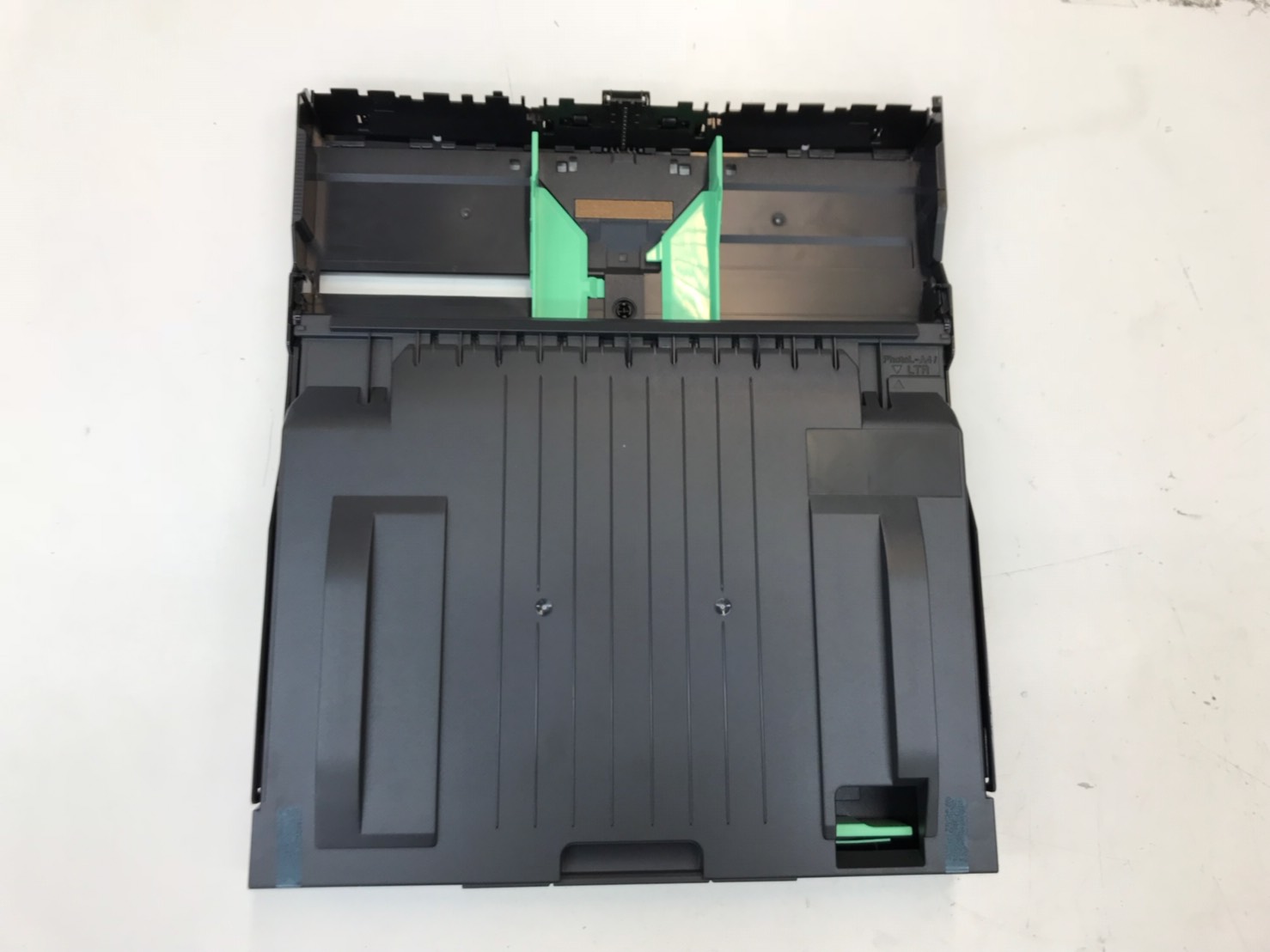 SHEET GUIDE ASSY (ถาดป้อนกระดาษ A4) BROTHER DCP-T300/T500/T800/J100