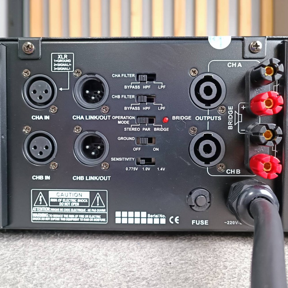 PROEUROTECH I-2400B POWERAMP เพาเวอร์แอมป์ 2 แชนแนล กำลังขับ 2400 วัตต์ที่ 8 โอห์ม I 2400B I2400B เอไอ-ไพศาล