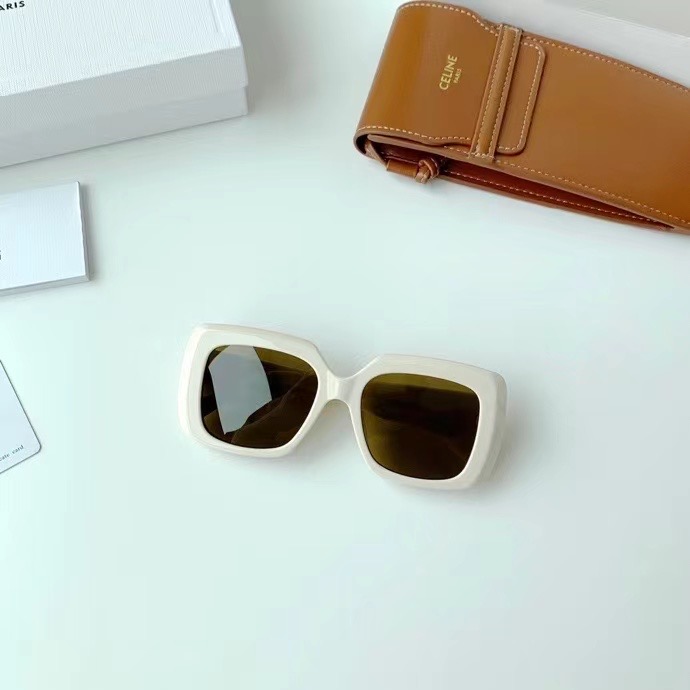 **C** แว่นกันแดด Celine SQUARE ทำจากอะซิเตท สินค้าใหม่ ของแท้