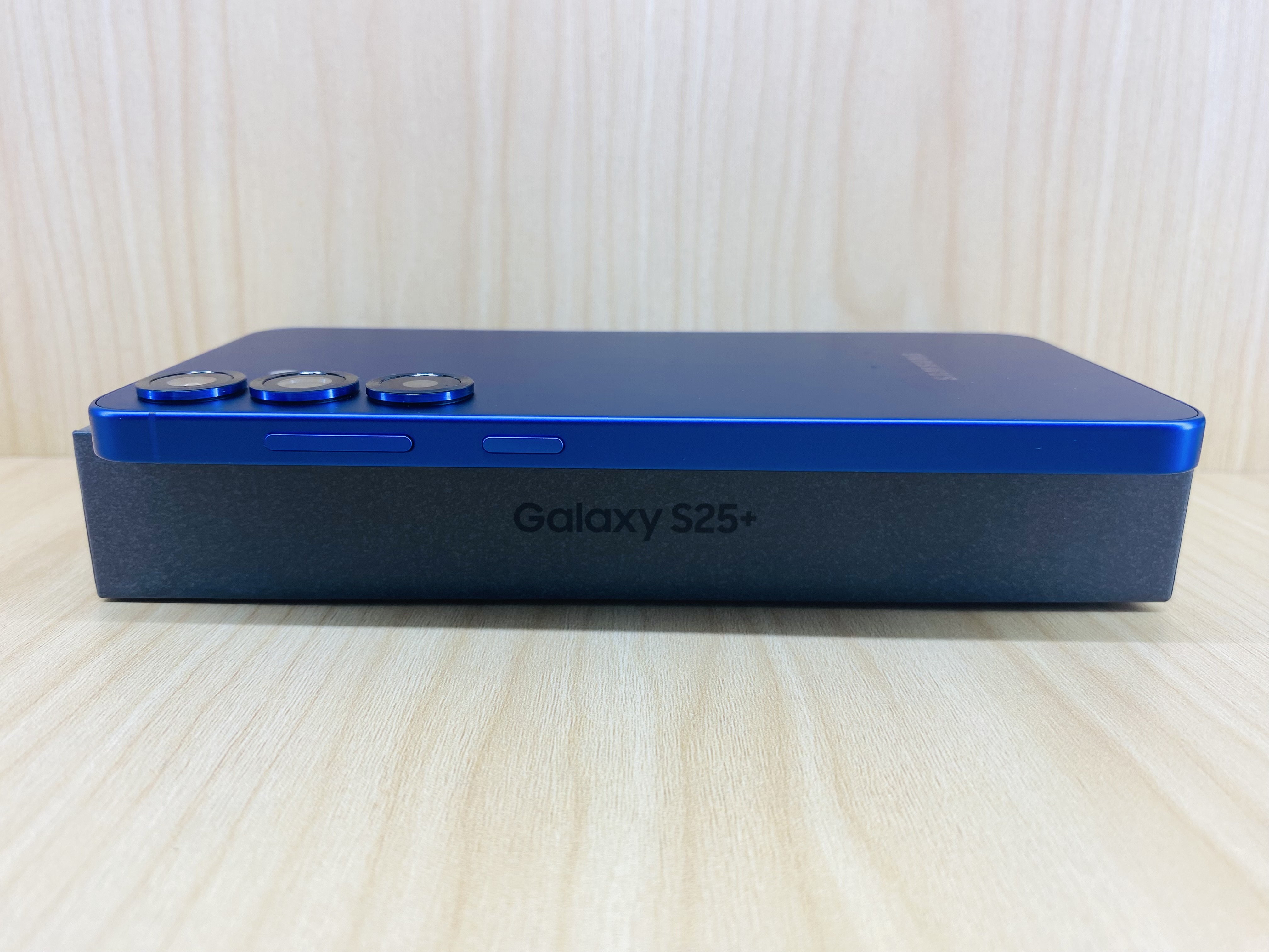 😶🌫️ Samsung Galaxy S25+ (12+256GB) Navy (5G) 😶🌫️🎠 มาจ้า!! Galaxy S25+ สภาพดี #มีปกศ. 10 เดือน!! 🎠