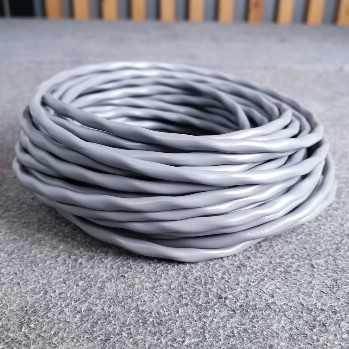 ขด15เมตร สายลำโพงCANARE 2S7F 16AWG สีเทา สายลำโพง2คอร์ ขนาด16awg ทองแดงแท้ Canare Speaker Cable 2S7F เอไอ-ไพศาล