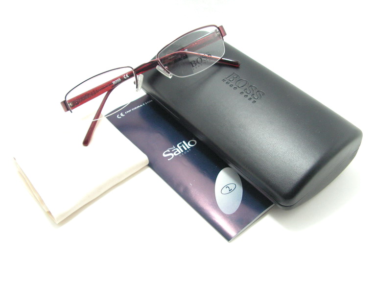 หมดแล้วค่ะ+++กรอบแว่นสายตา Hugo Boss !!!ทรงสุดฮิตเลยค่ะ ของแท้และถูกที่สุด ส่งตรงจากUS.ค่ะ