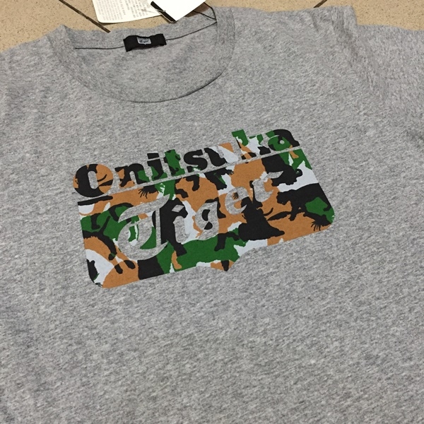 เสื้อยืด Onitsuka Tiger สีเทาลาย Camo