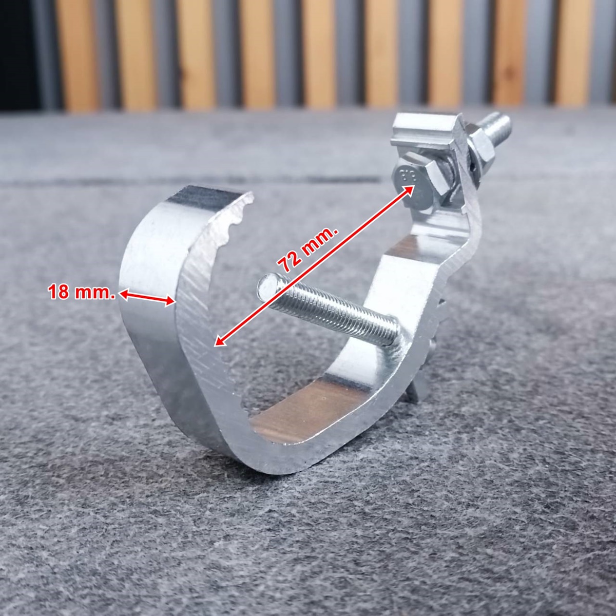 CLAMP-1 แค้มเดี่ยว ตะขอแขวนโคมไฟแบบเกี่ยว แค้มยึดไฟพาร์ ตะขอเกี่ยวไฟเวที ไฟPAR เอไอ-ไพศาล