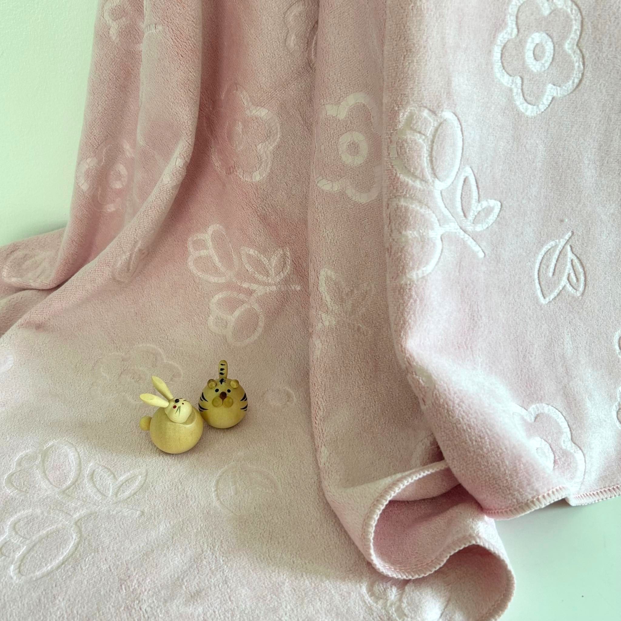 🍀HAVEN Towel Microfiber🍀ผ้าเช็ดตัว ผ้าขนหนู ไมโครไฟเบอร์ ขนาด 28*56 นิ้ว HAVEN แท้💯MC Emblossy Pink