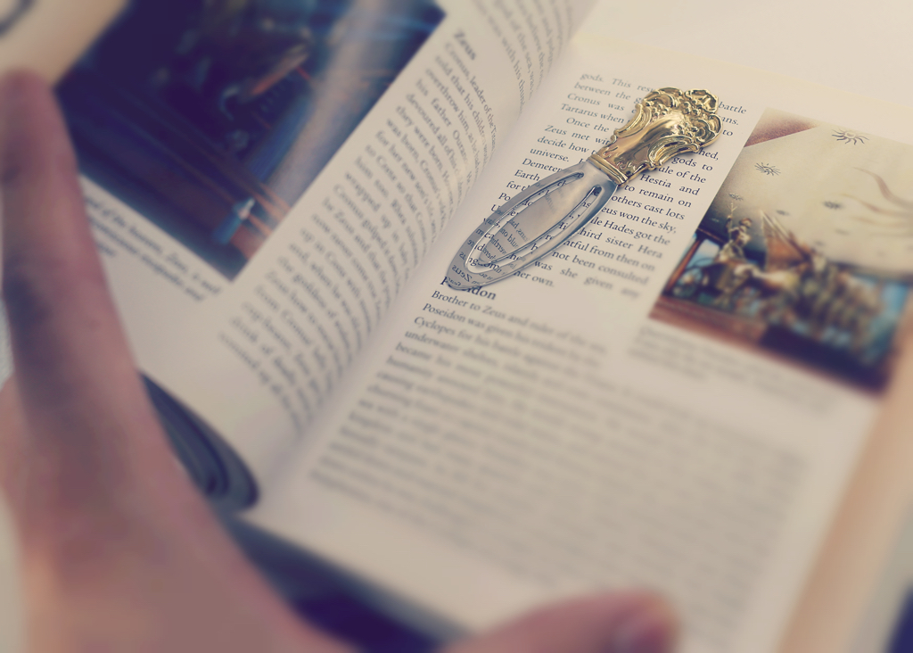 ที่คันหนังสือวินเทจทำจากเงินแท้ชุบทอง (Vintage silver bookmark)