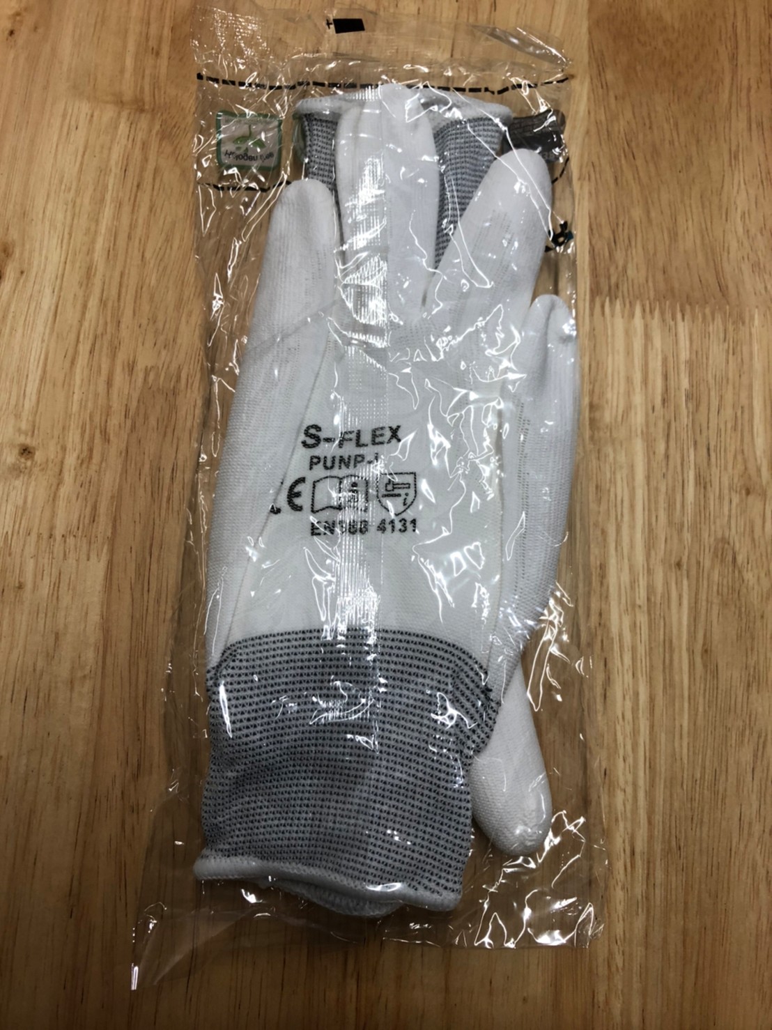 ถุงมือไนล่อน เคลือบ PU เต็มฝ่ามือ สีขาว , PU Palmfit White S-Flex