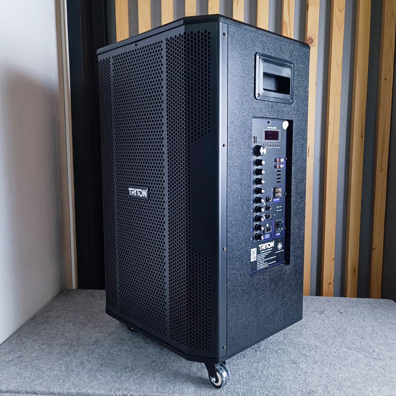 TRITON GX-1501ASP ลำโพงมีล้อ พร้อมไมค์ลอย2ตัวและรีโมท ตู้ลำโพงอเนกประสงค์ ตู้ลำโพง TRI TON GX1501ASP GX 1501ASP เอไอ-ไพศาล