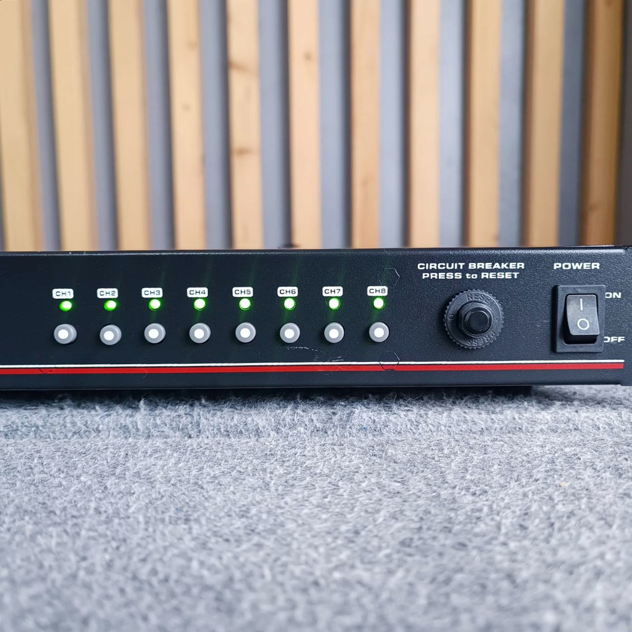 NTS PRO-1608 Sequence Power Distributor ปลั๊กราง จ่ายไฟสำหรับติดแล็ค เอ็นทีเอส ปลั๊กไฟติดแร็ค PRO 1608 PRO1608 เอไอ-ไพศาล