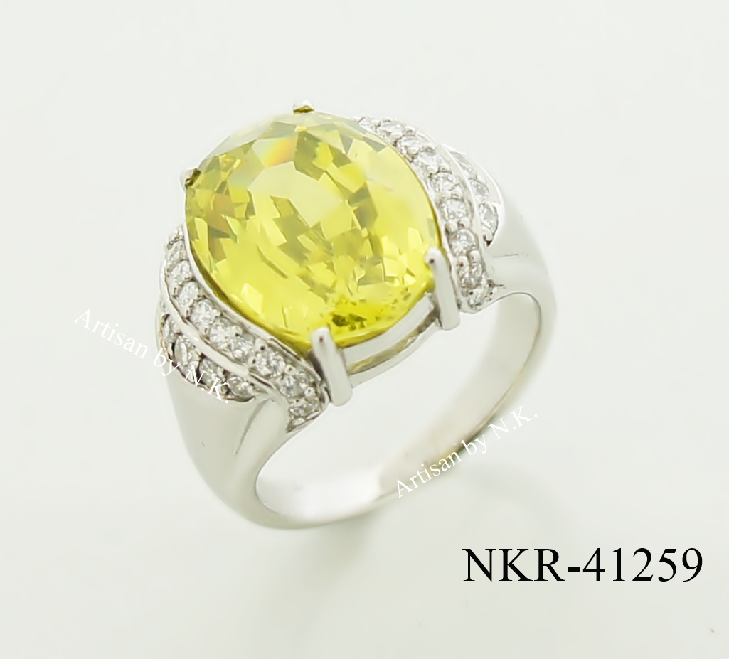 แหวนเงินแท้ฝังพลอย “Peridot CZ “ เกรด A