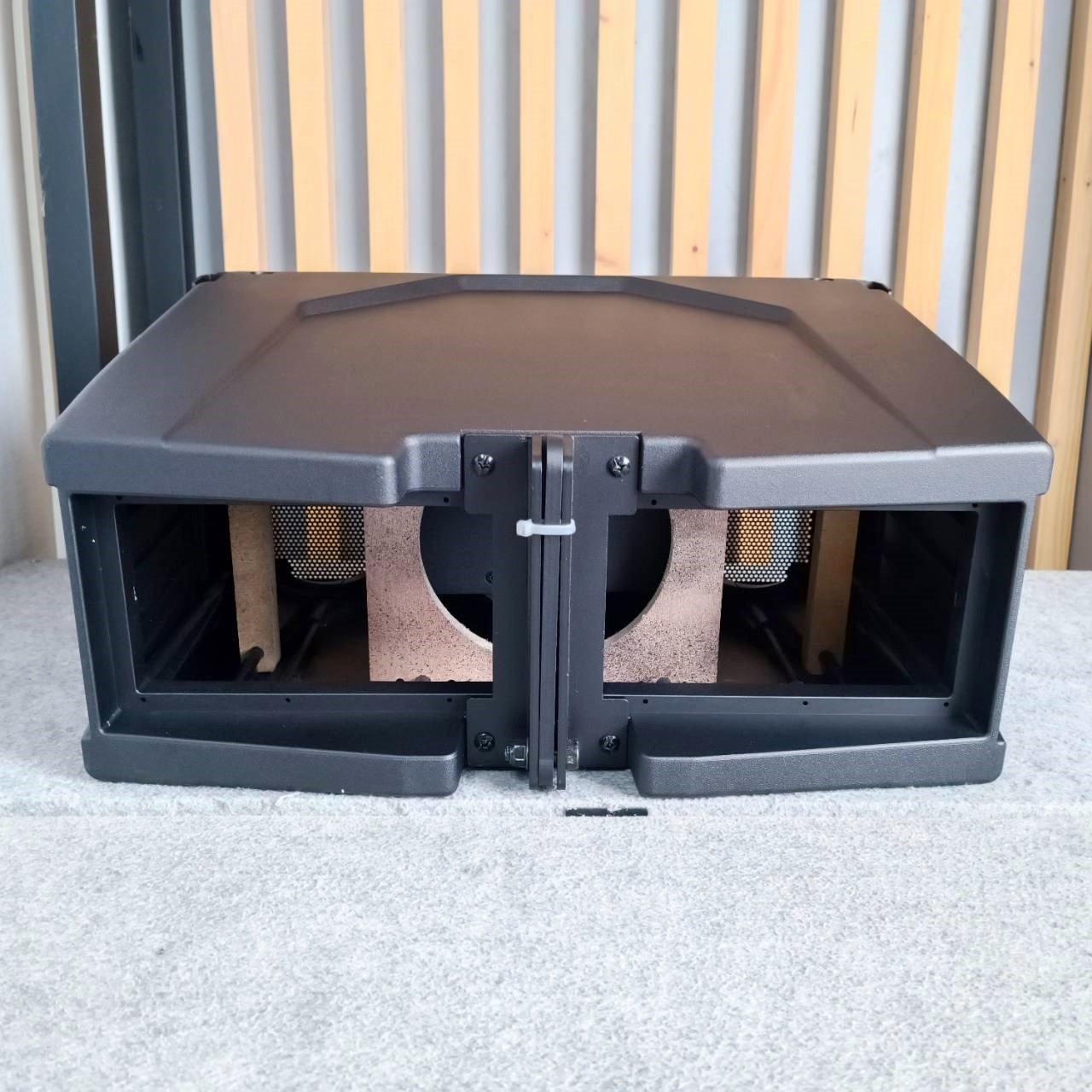 KANE ตู้เปล่าพลาสติก LINE ARRAY ขนาด 8 นิ้ว เฉพาะตู้ KA NE ตู้เปล่า คาเนะ เอไอ-ไพศาล