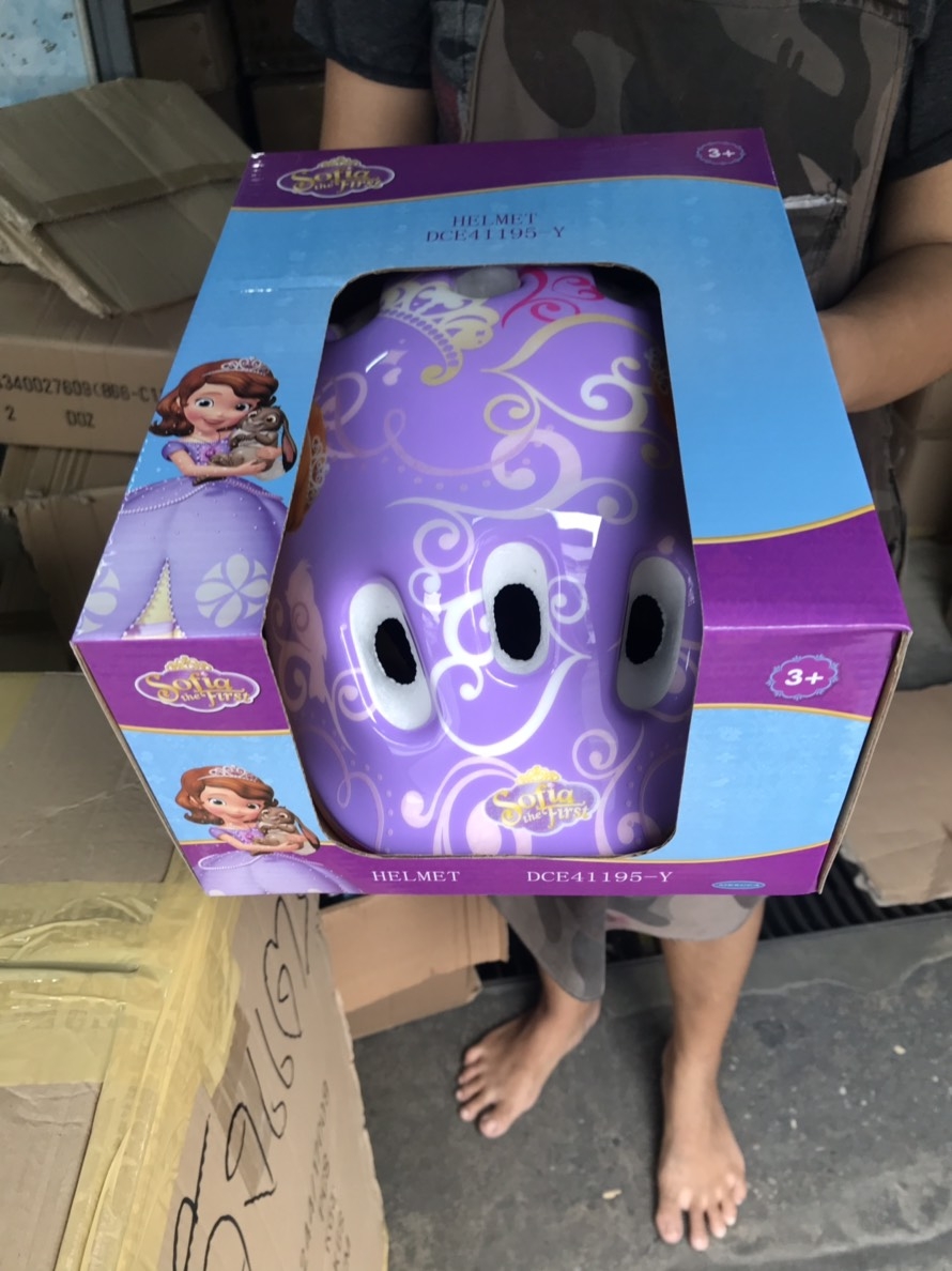 DCE41195-Y หมวกกันน๊อคโซเฟีย ลิขสิทธิ์ถูกต้อง