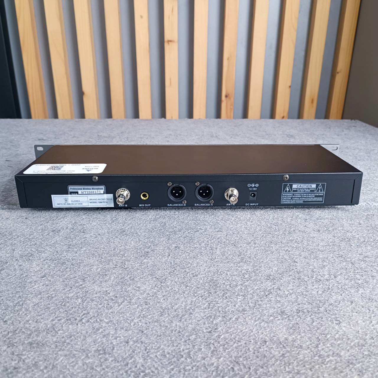 MICROTECH GM-777A ไมค์ลอยคู่ UHF ไมค์โครโฟน ไมค์ลอย ไมโคร เทค GM 777A GM777A เอไอ-ไพศาล