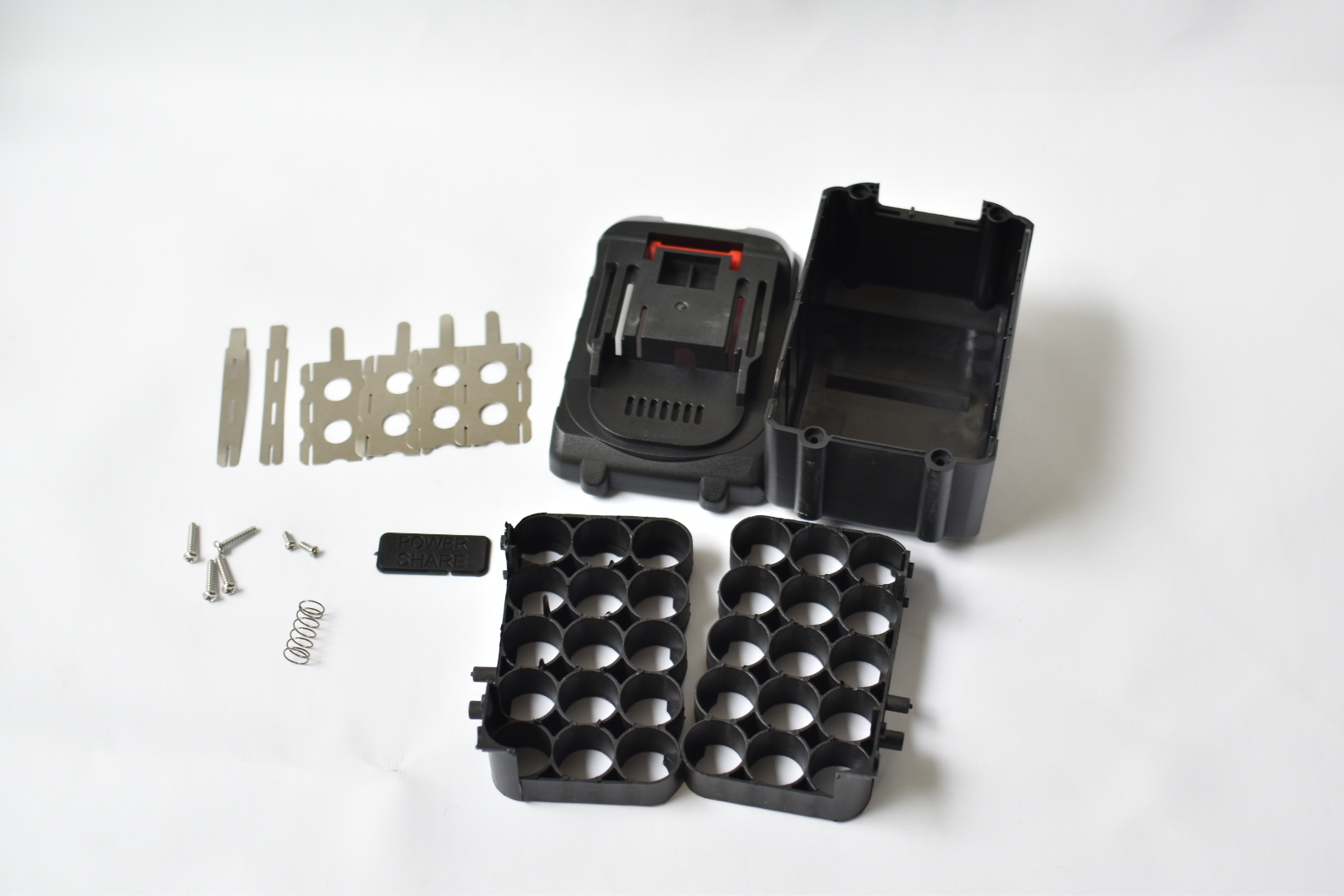 บอดี้แบต ทรงมากีต้า กรอบแบต สำหรับ DIY กล่องประกอบแบต ไม่รวมแบตเตอรี่ ไม่รวม BMS