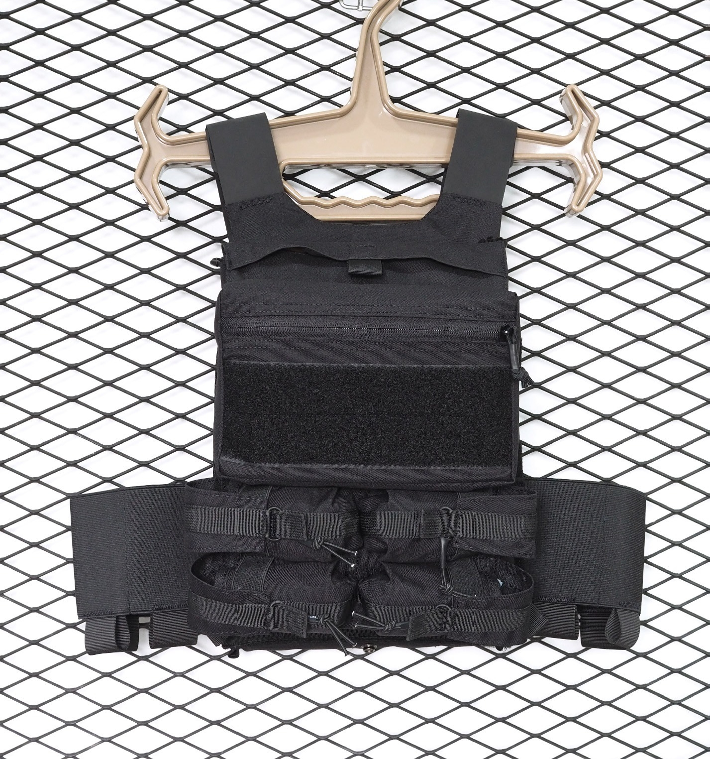 กระเป๋าติดเวส LB1 ดำ