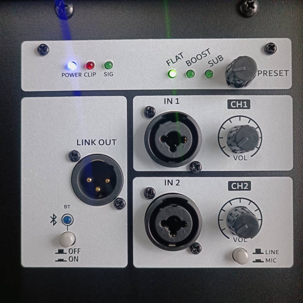 LINEAR AUDIO LA-30A ตู้ลำโพง ACTIVE 12นิ้ว ผู้นำเข้าเดียวกับ MARANI ลำโพงแอคทีฟ ลำโพง เสียงกลาง ลำโพงมีเเอมป์ในตัว ผู้นำเข้าเดียวกับ MARANI LA 30A LA30A เอไอ-ไพศาล