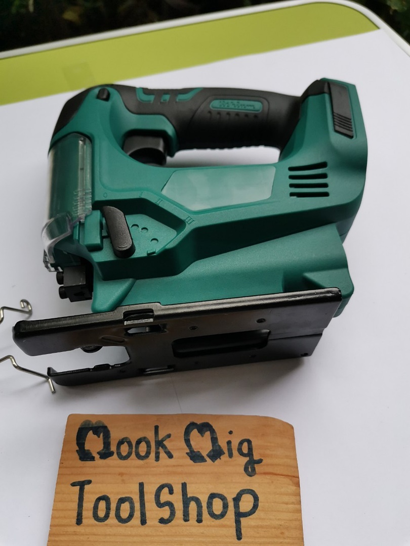 เลื่อยจิ๊กซอ จิ๊กซอว์ ไร้สาย 18V Brushless งานไม้ งานเหล็ก คล่องตัวมาก ใช้ดีแทนไฟฟ้าได้เลย