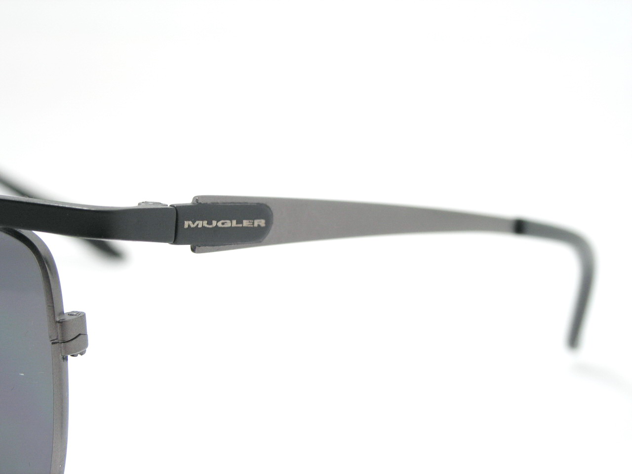 หมดแล้วค่ะ+++แว่นกันแดด Thierry Mugler !!!สวยหรูสุดๆค่ะ ของแท้100%และถูกสุดๆ ส่งตรงจากUS.ค่ะ