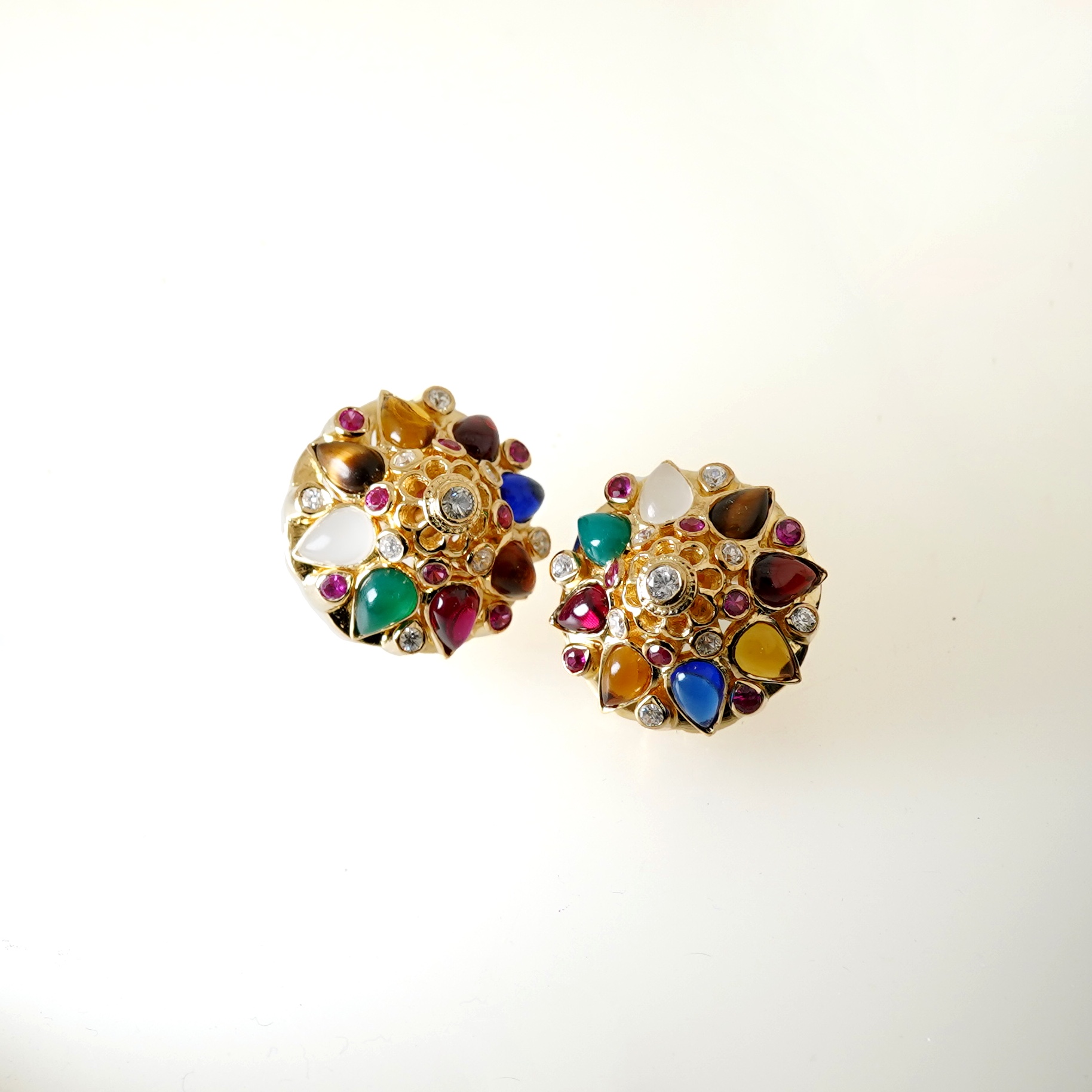 ต่างหูนพเก้า ตัวเรือนเงินแท้ ชุบทอง18