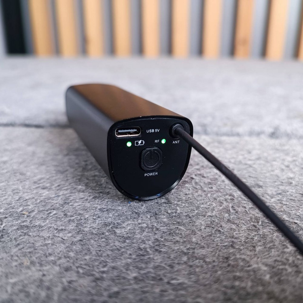 มี 4 สีให้เลือก MICROTECH ET-777A ไมค์ลอย ถือคู่ UHF เครื่องรับเล็ก เขียว / เหลือง / ส้ม / ชมพู ET 777A ET777A ไมค์ลอยมือถือคู่UHF ไมโครโฟนแบบไร้สาย เอไอ-ไพศาล